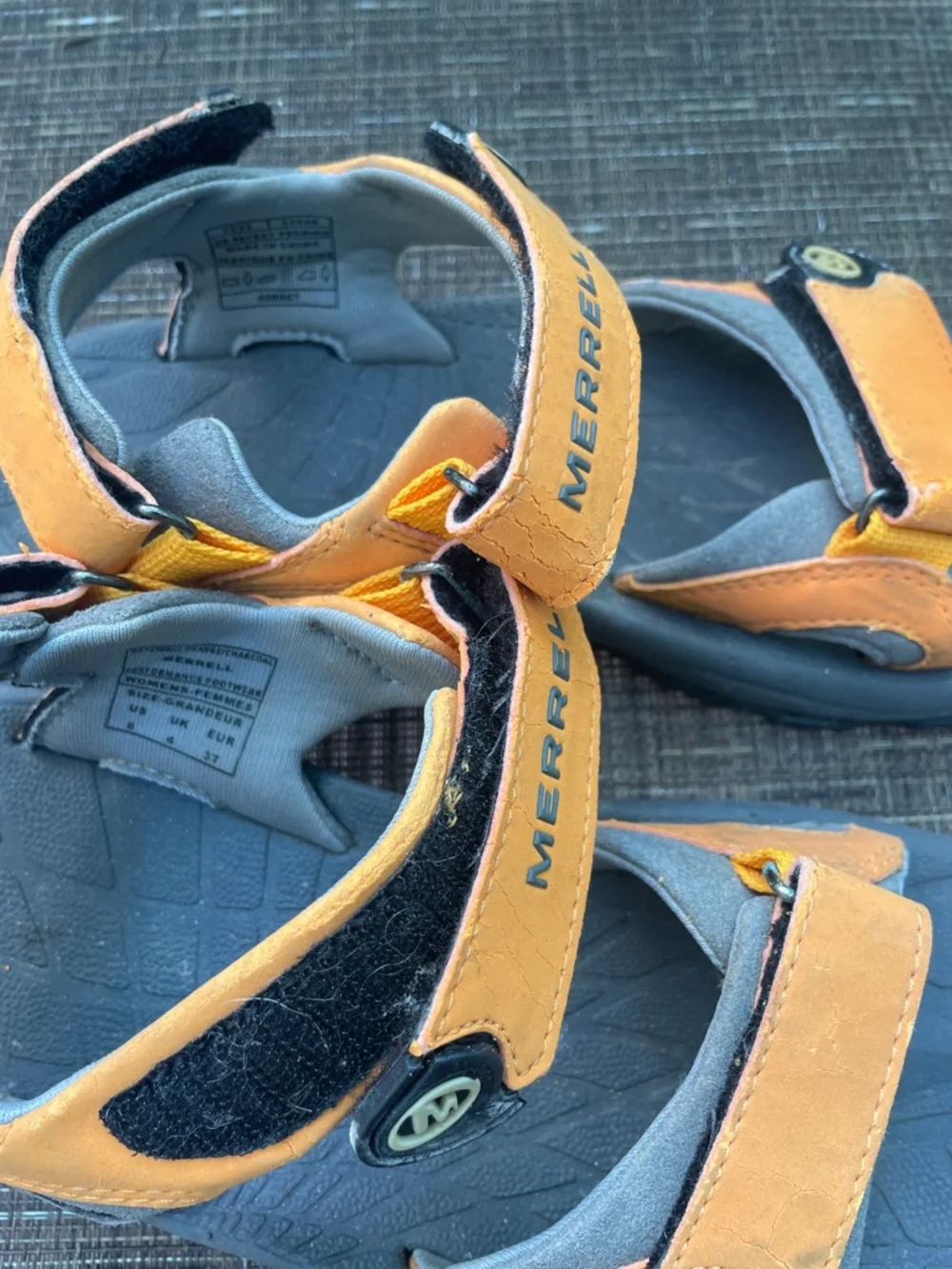Merrell kids' athletic sport sandals Sz 6